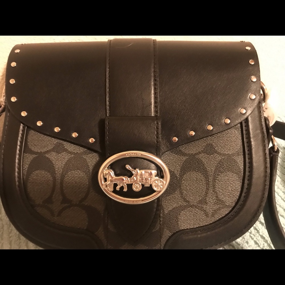 NWT COACH Georgie Saddle Bag In Signature Canvas, new, MAKE OFFER! Beautiful bag